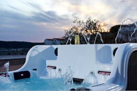 Плавательный спа-бассейн Sunrans SR-859 Плавательный спа-бассейн Sunrans SR-859